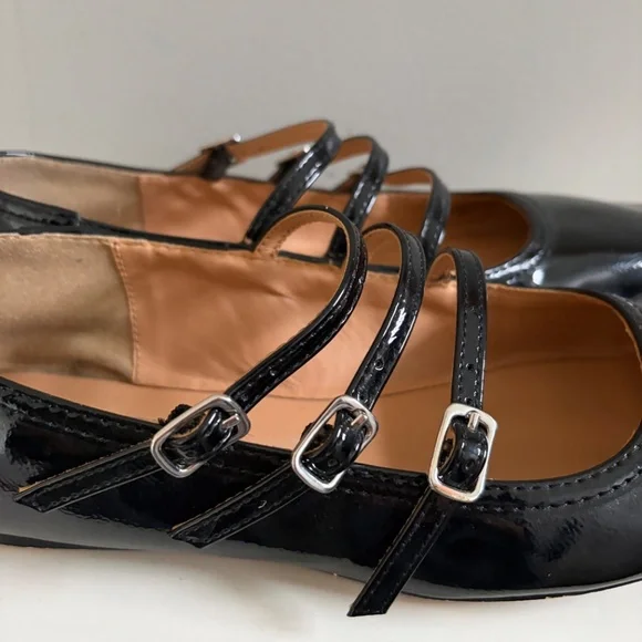 Three Straps Black Mary Janes - Picture 3 of 8
